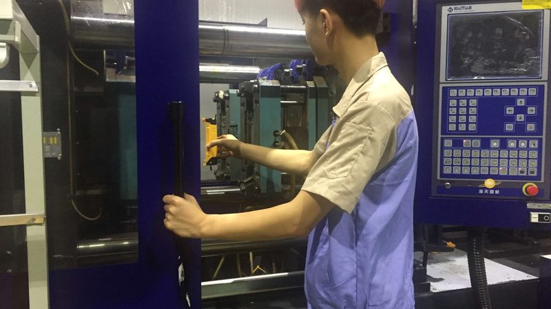 模具加工尺寸精度要求：揭秘影响精密模具质量的关键因素